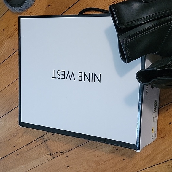 Nine West Boot - Picture 4 of 4